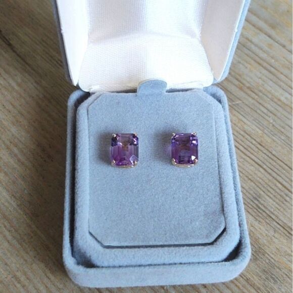 HP💎14k💎Gold Vintage Clyde Duneier Amethyst Emerald Cut Earrings NEW/NOS - Picture 5 of 10